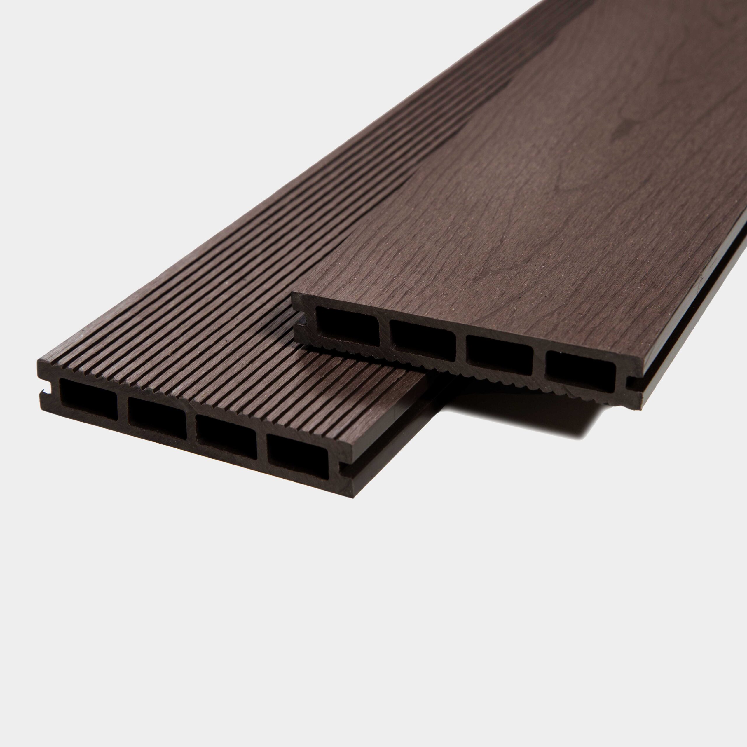 HarteFlooring-DeckWPC-Veteado-MarronOscuro-0973