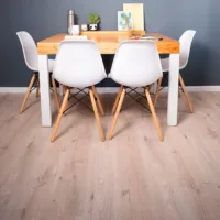 HarteFlooring-Pisos-SPC-Cipres-Ambientada2